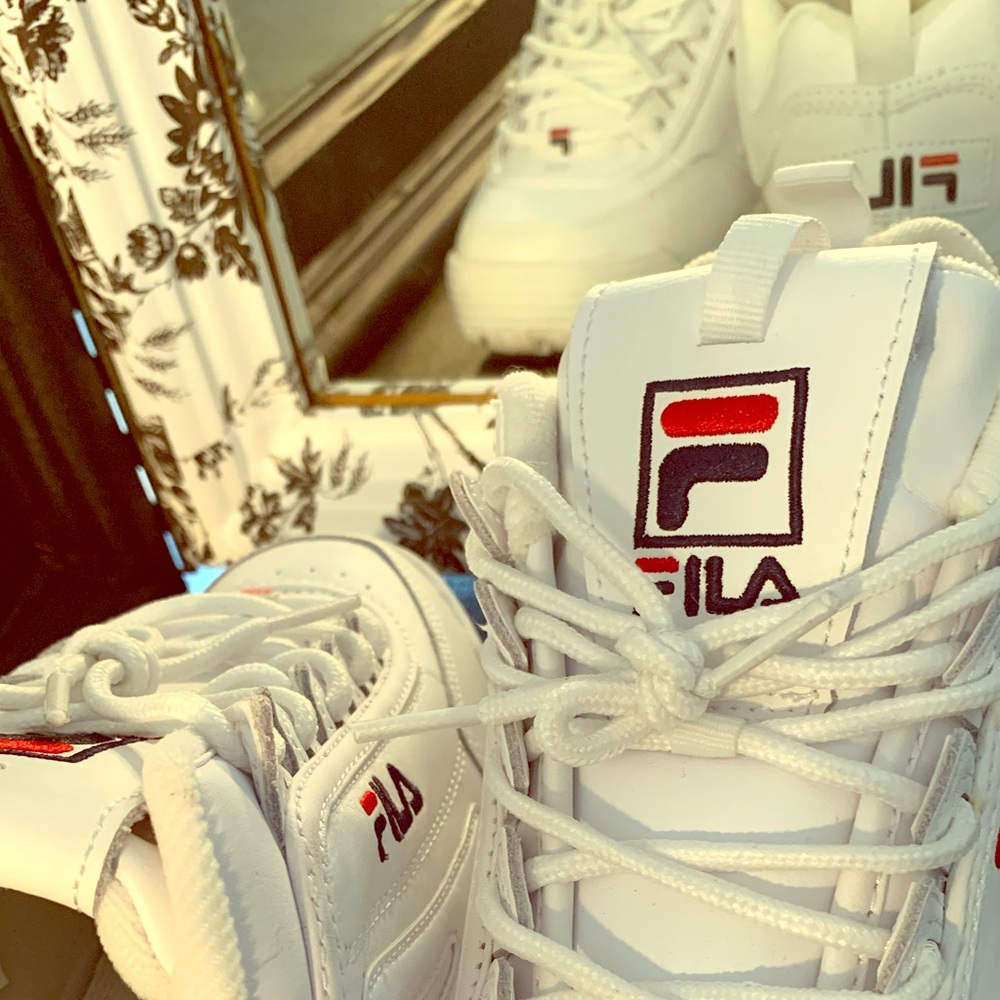 Women’s Sneakers white Size 9